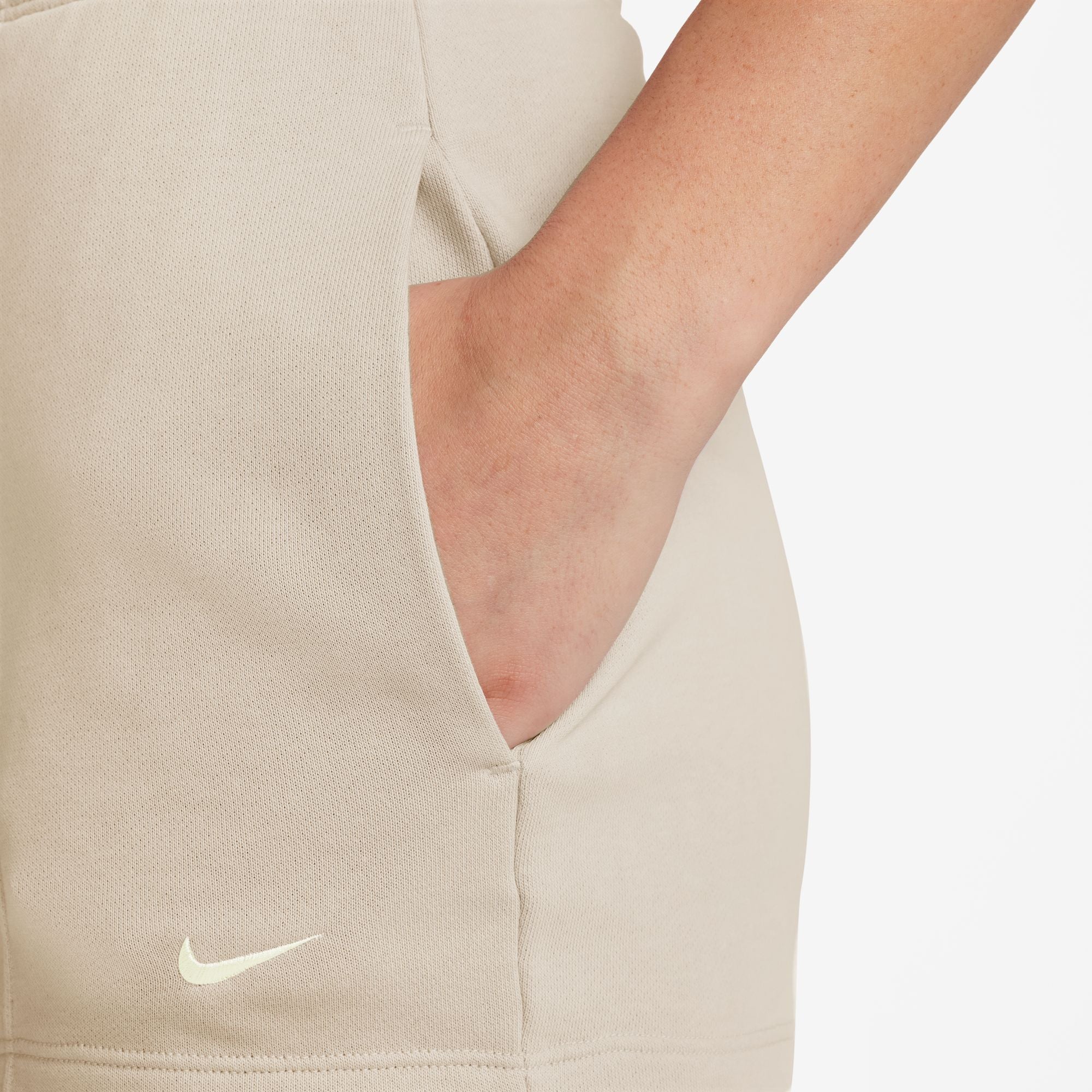 Nike Sportswear Chill Terry Women's High-Waisted Slim 2" French Terry Shorts