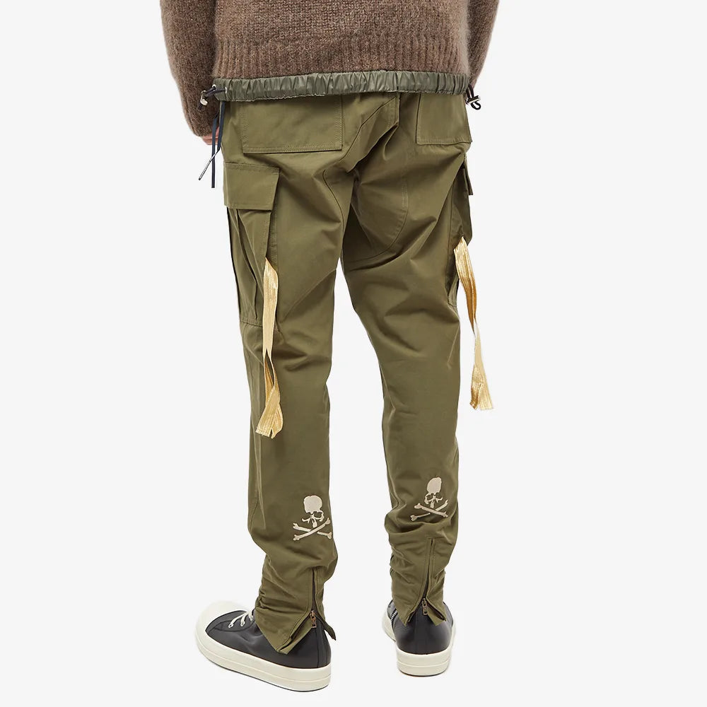 MASTERMIND WORLD CARGO SKULL PANTS